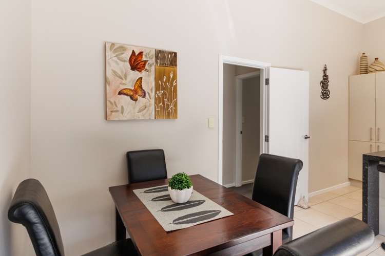 10 Galea Grove Kelvin Grove_5