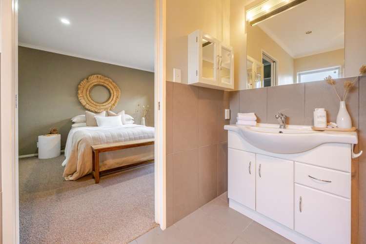 7A Avondale Road Taradale_11