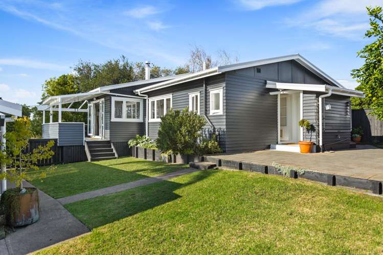 37 Waimumu Road Massey_0