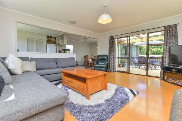 10 Glenbervie Crescent Massey_2