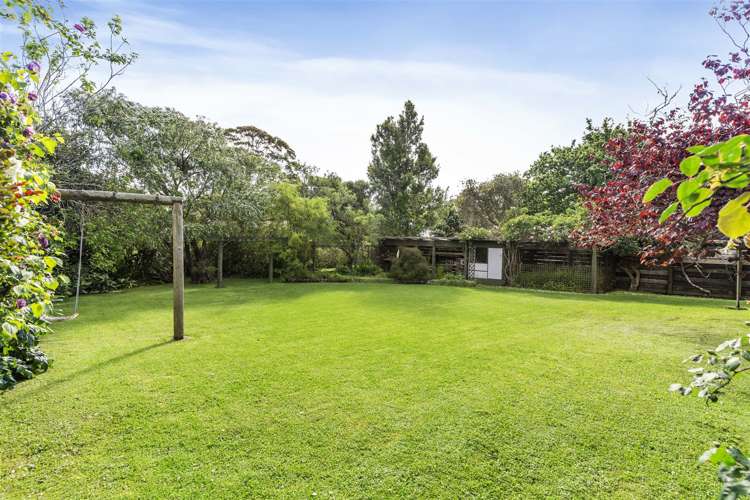 10 Kelvin Crescent Te Atatu Peninsula_23