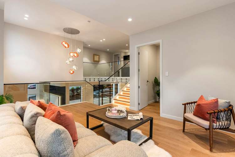 1 Headsail Drive Long Bay_13