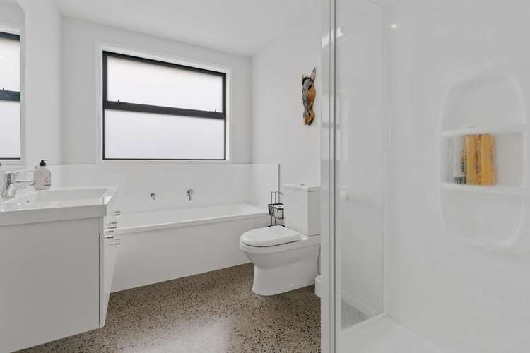 8 Sharman Place Pyes Pa_17