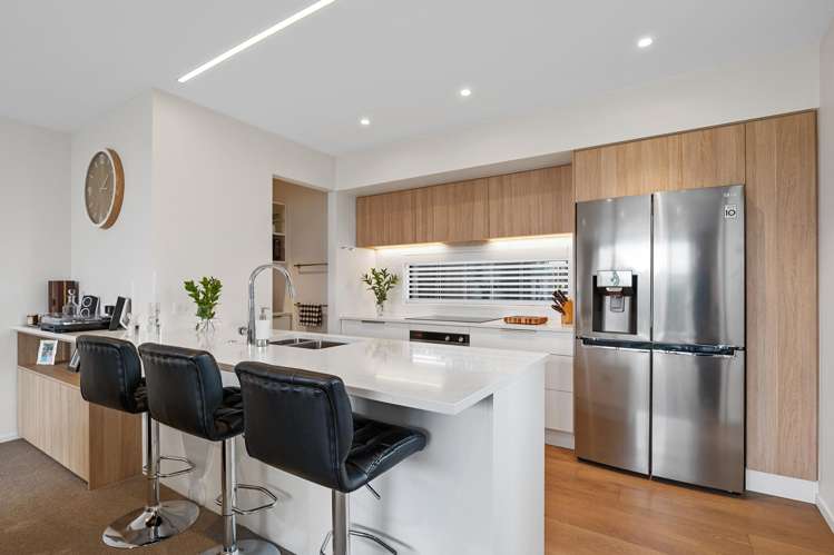 32 Devonport Lane St Albans_11
