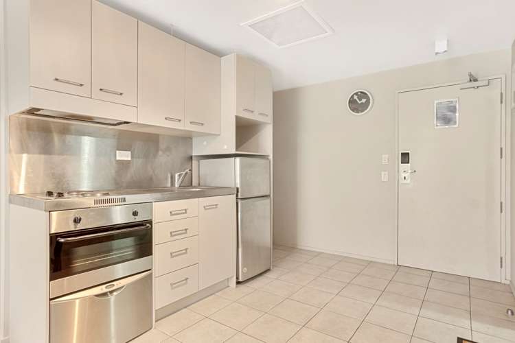 210/188 Hobson Street Auckland Central_9