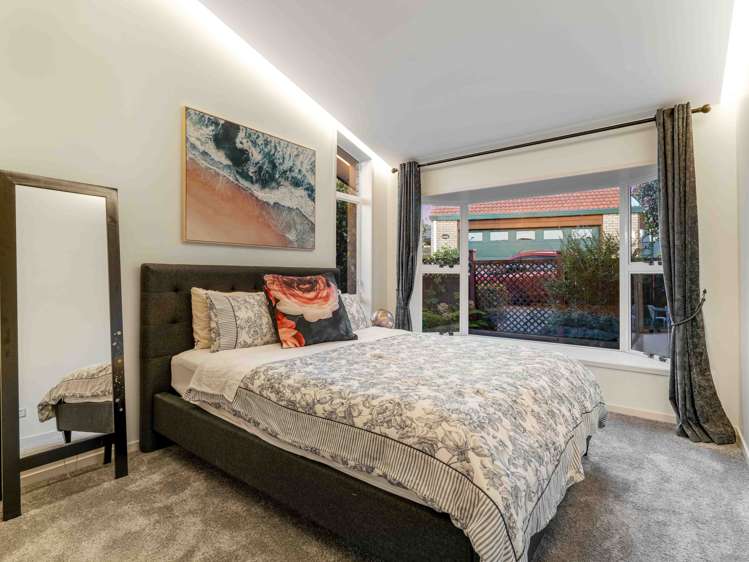 19 Westpark Drive West Harbour_11