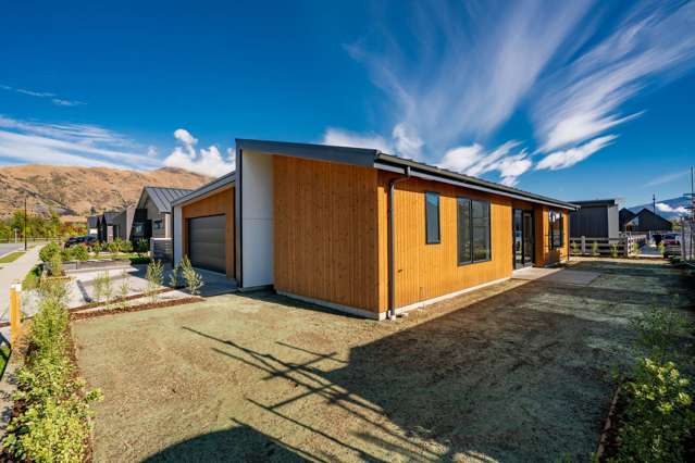 7 Peterculter Drive Wanaka_1