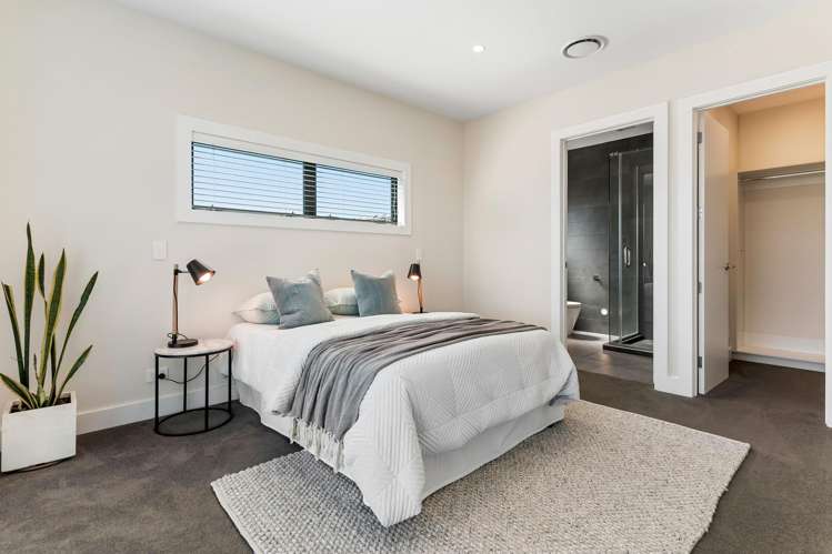 236 Vipond Road Stanmore Bay_12