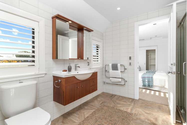 5 Merivale Lane Merivale_18