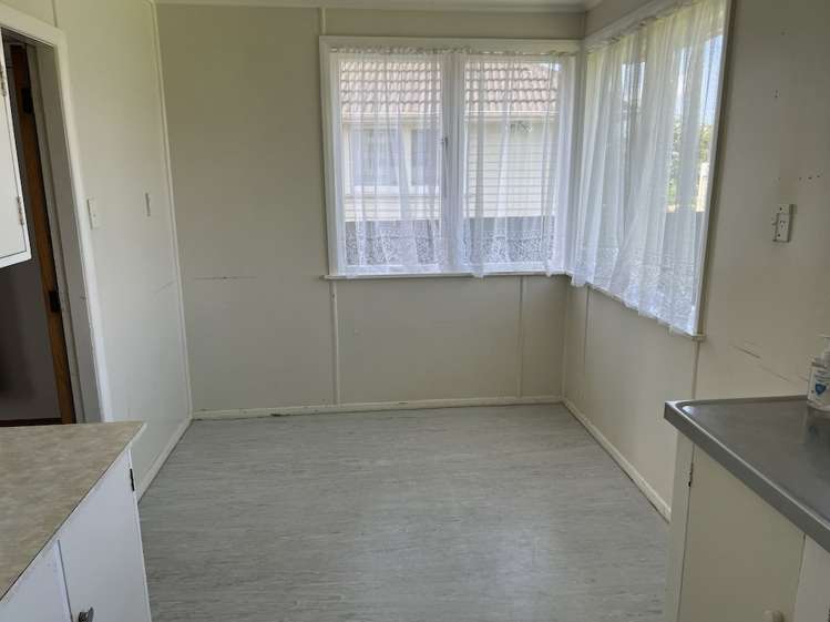 7 Awatea Street Levin_12