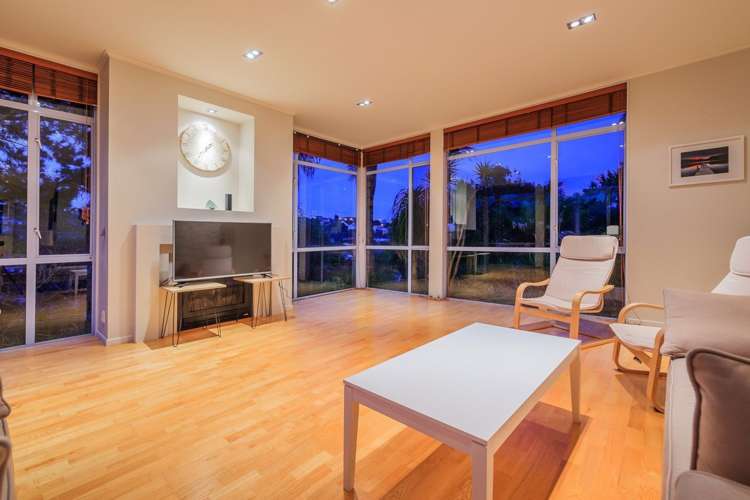 76 Saddleback Rise Murrays Bay_9