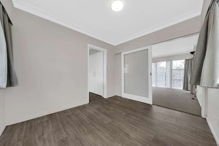 86 Botany Road Botany Downs_13