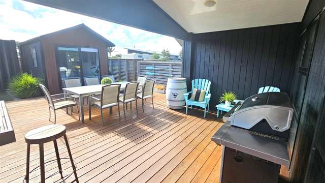 108 Kelly Jade Avenue Matarangi_1