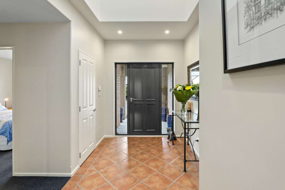 110 Regents Park Drive_2