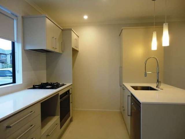 23 Pencaitland Drive Flat Bush_2