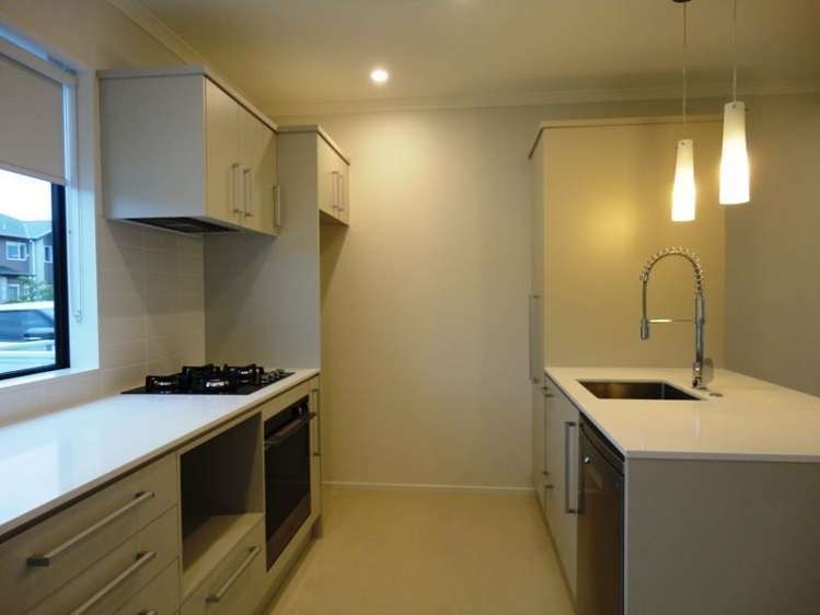 23 Pencaitland Drive Flat Bush_2