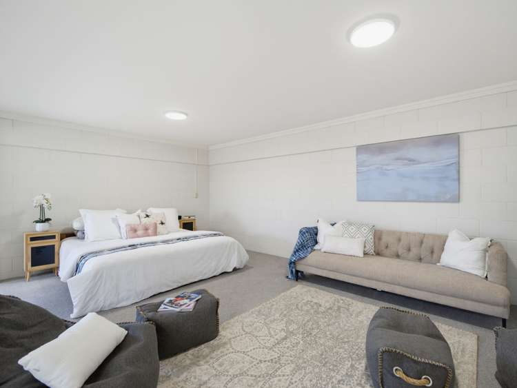 35 Albatross Road Red Beach_22