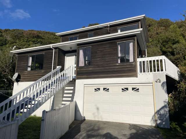 Gorgeous Home in Karori!