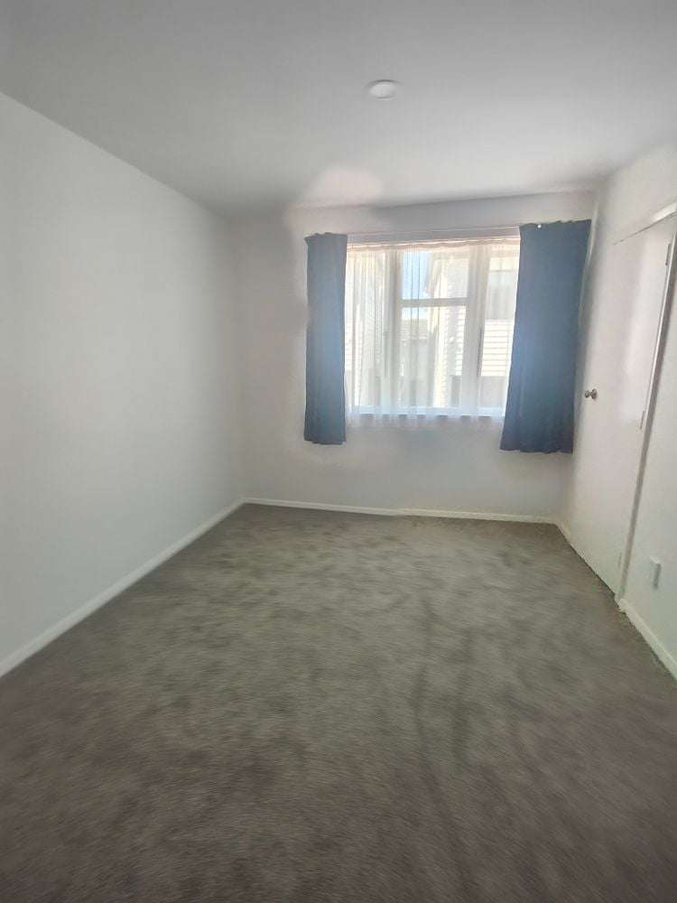 8 Revel Avenue Mount Roskill_13