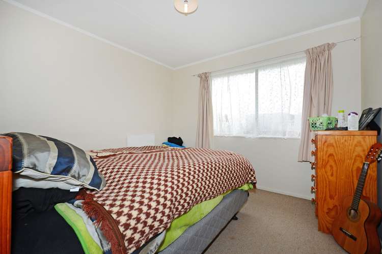 21 Tacoma Drive Totara Park_16