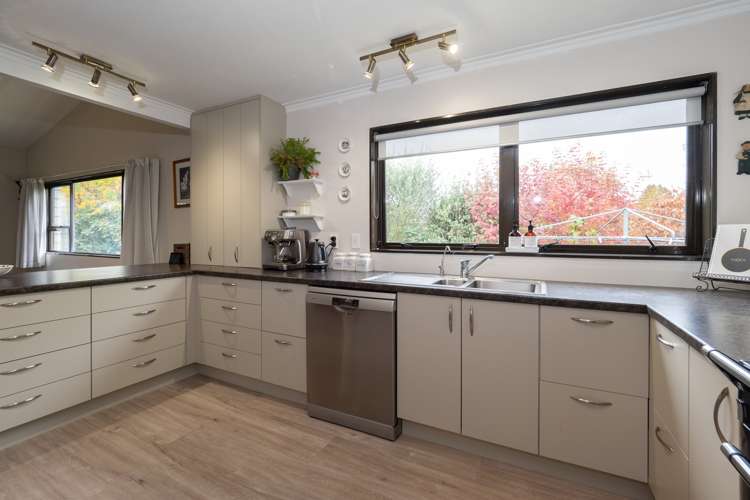 28 Glassey Drive Allenton_4