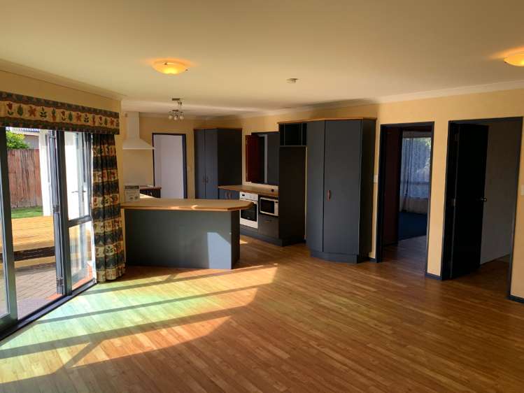 20 Lavenham Place Rototuna_1