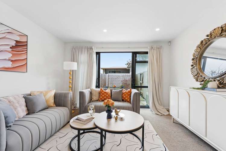 4/2 Stokes Avenue Te Atatu Peninsula_4