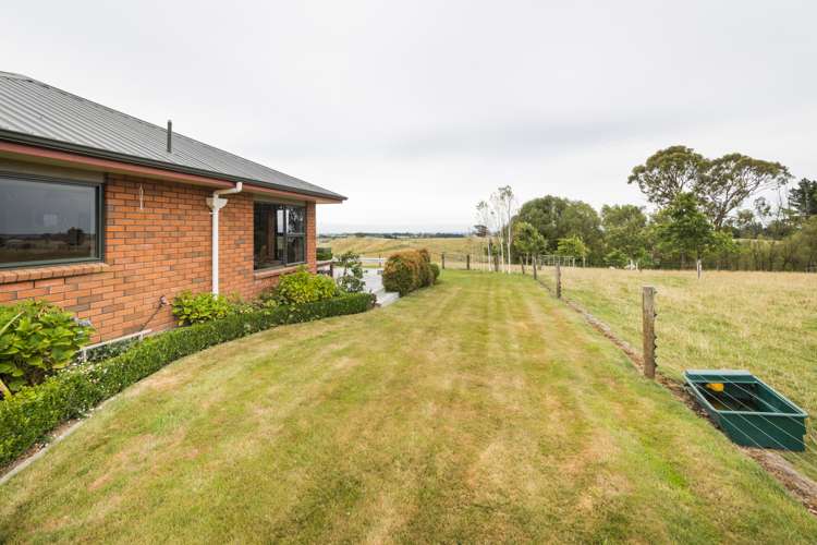 158 Finnis Road Pohangina_14