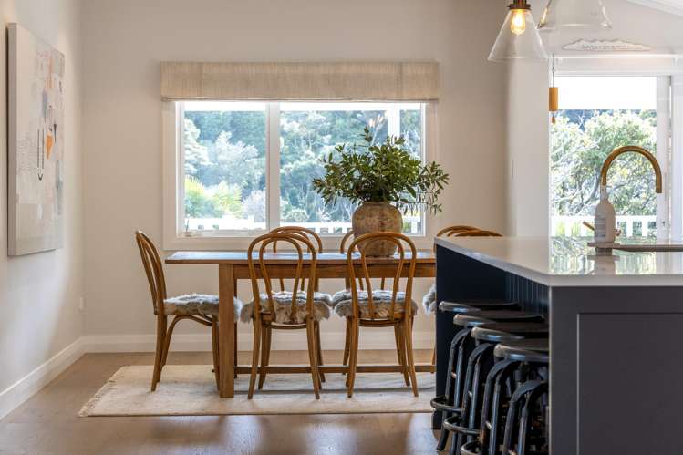 379i Gordons Road Waiheke Island_16
