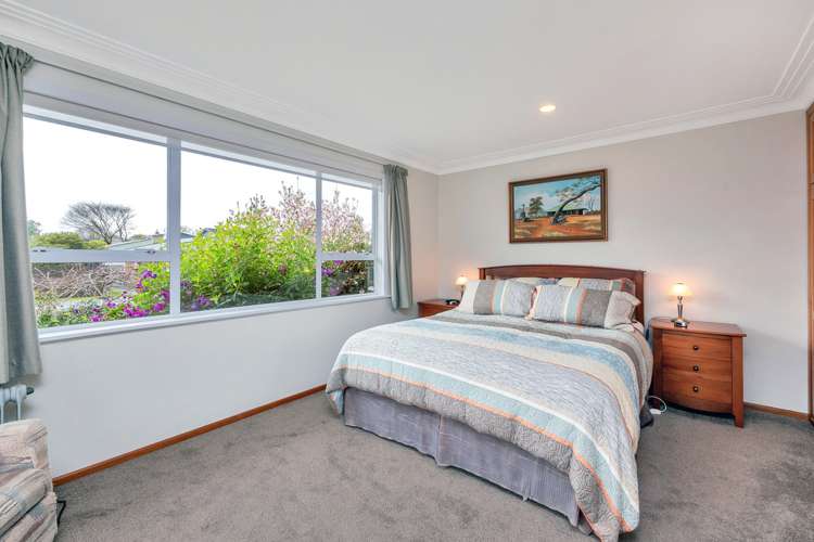 29 Callis Avenue Opaheke_11