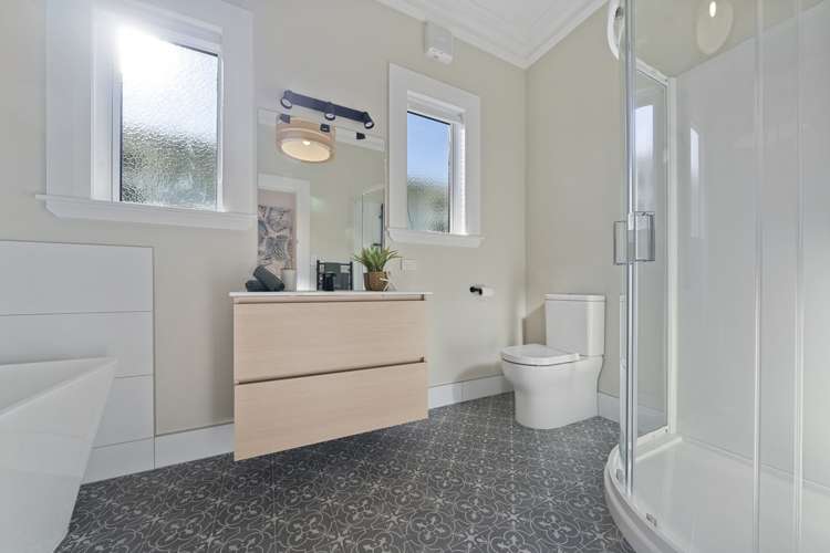 6 Bolton Street Petone_14