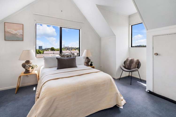 2/21 Leven Lane Totara Heights_12