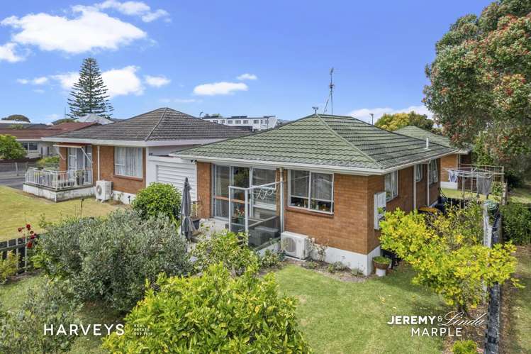 28 Faith Bullock Place New Lynn_11