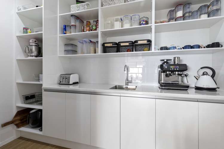 8 Bernora Crescent Bombay_8