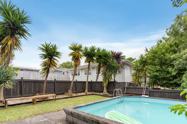 32 Hobart Crescent Wattle Downs_2