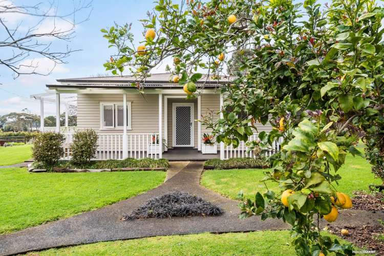 151 Gordon Road Pollok_11