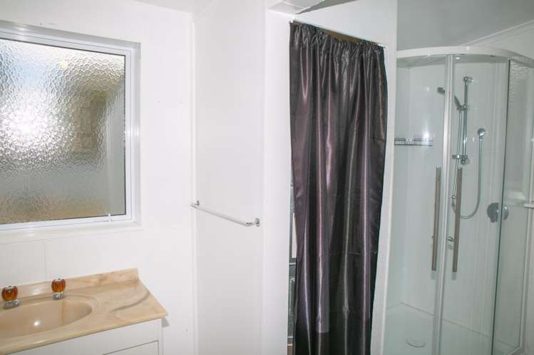 17 Foyle Street Bluff_6
