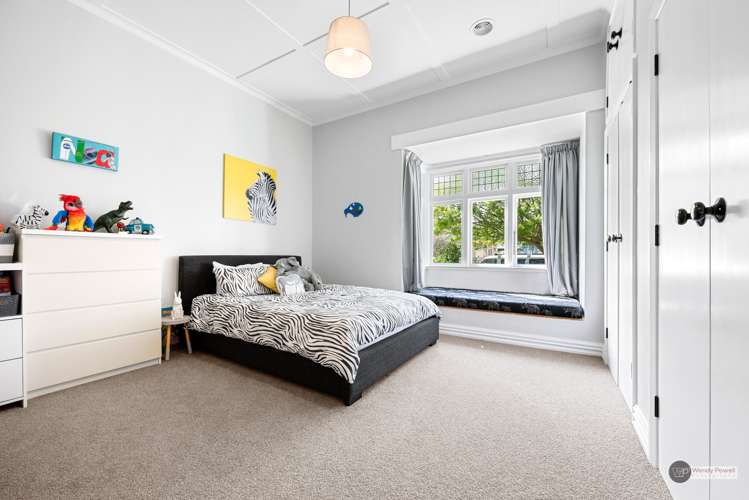 49 Penrose Street Woburn_10
