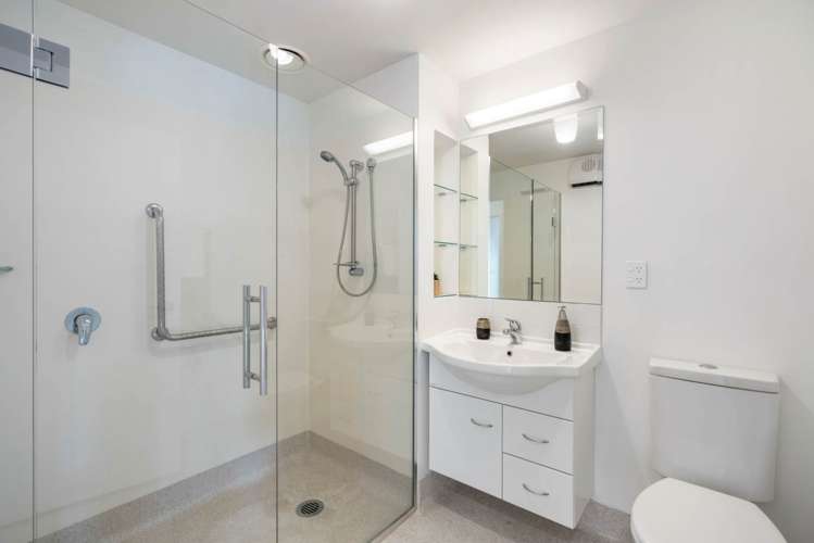 104/21 A Swanson Road Henderson_13