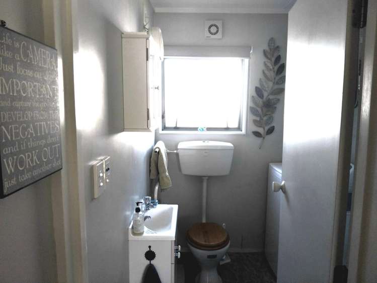 17 Hoffman Street Hokitika_11