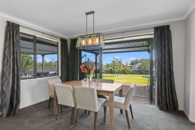 33 Birchwood Avenue Burleigh_2