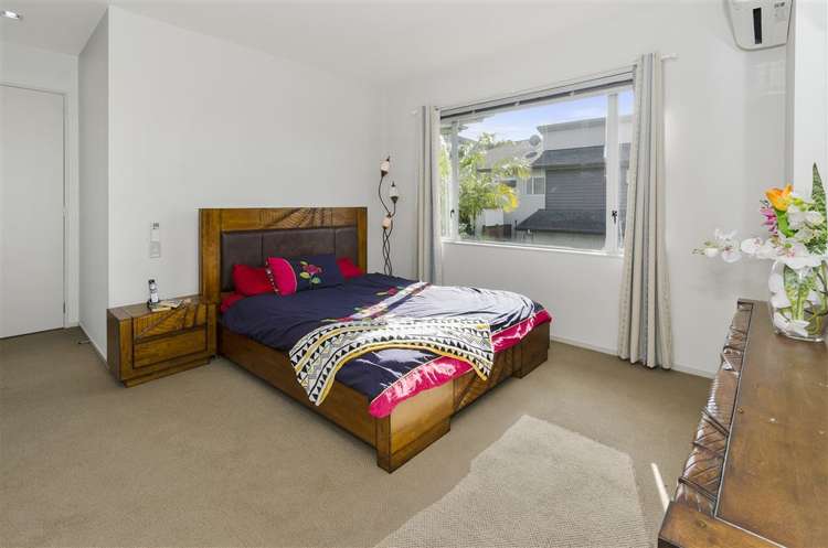 18 Chard Place Flat Bush_7