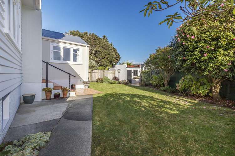 6 Ashleigh Crescent Miramar_10