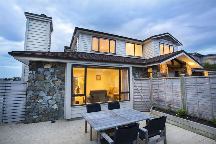 12 Aoraki Rise Aotea_25