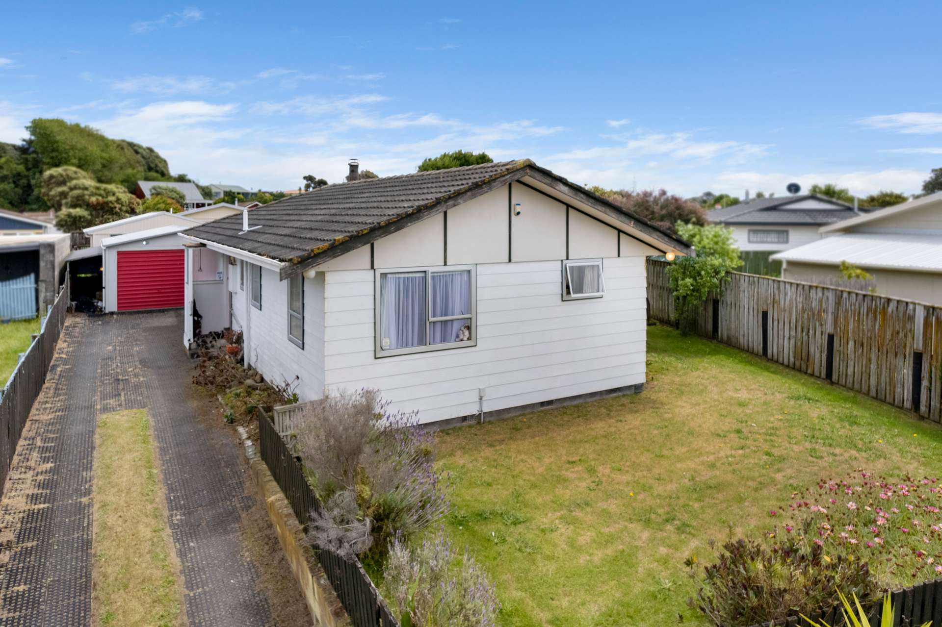 2 Colenso Place Otaki Beach_0