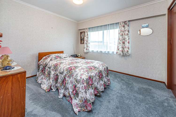 69 Exeter Crescent Springvale_10