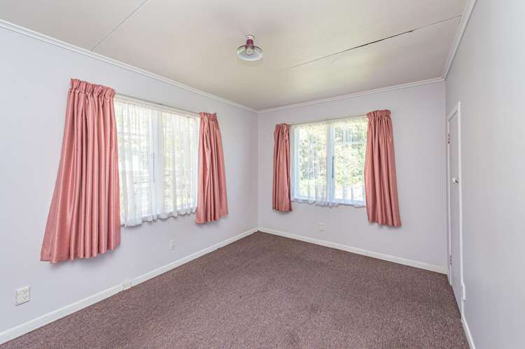 62 Parkes Avenue St Johns Hill_8