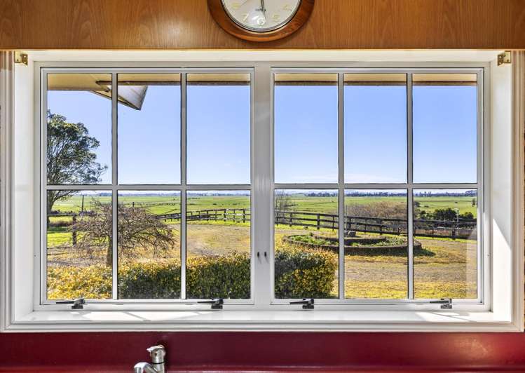 102 Gillard Road Ngahinapouri_25