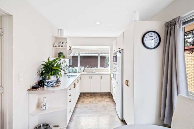 2/38 Maxwell Street Riccarton_3