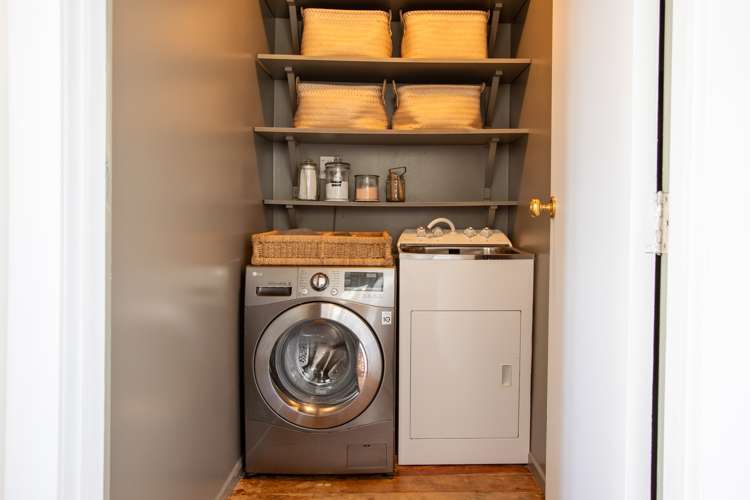 8 York Street Dannevirke_16